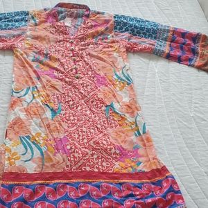 Super cute long tunic multi color
